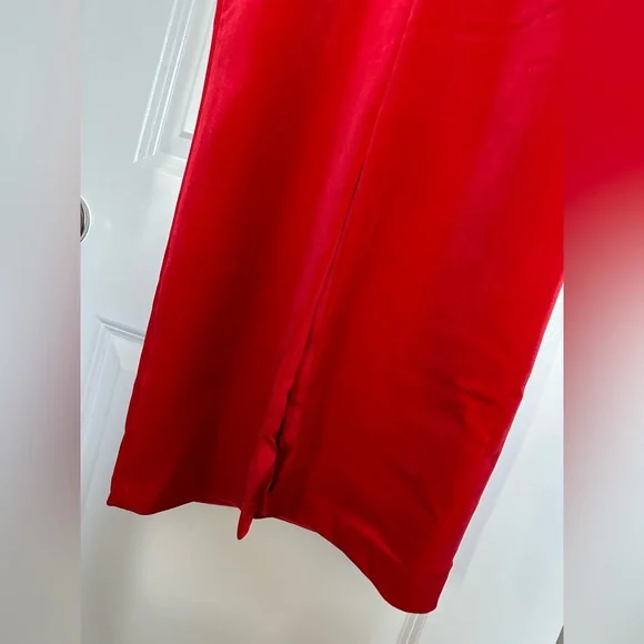 Velvet midi dress - Picture 10 of 11